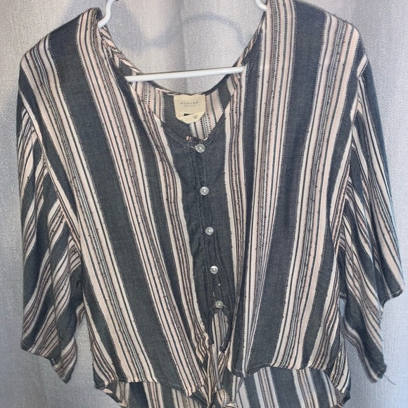 flowy linen tops
